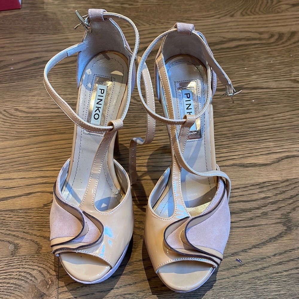 PINK PINK SUEDE AND CREAM HEEL